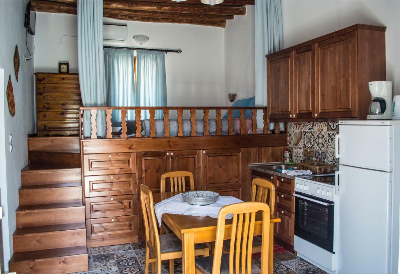 Appartement Grandmother'S House à Psinthos Extérieur photo